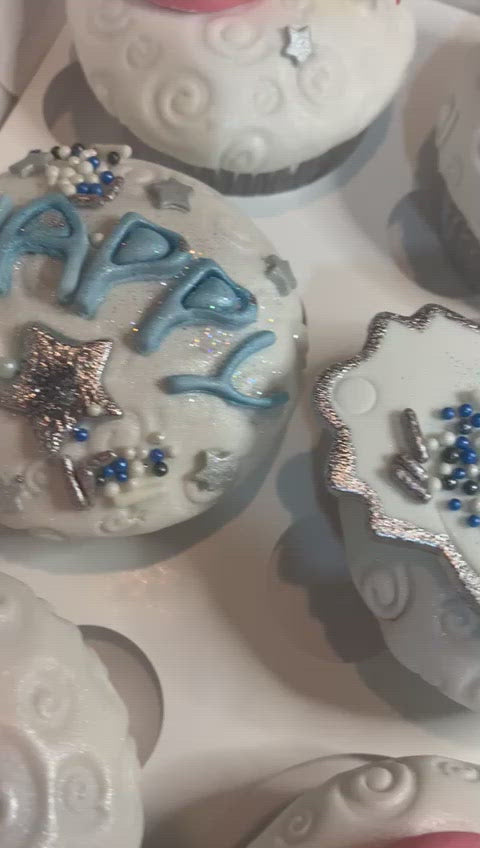 Cupcakes personalizados temáticos figuras en 3D.